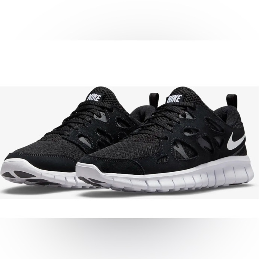 Nike Free Run 2 (5.5 Big Kid/7 Women)